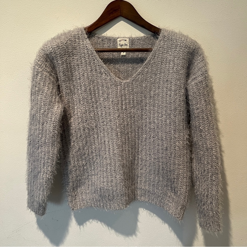 Hippie Rose V Neck Eyelash Cropped Knit Sweater Size Juniors Medium - Picture 2 of 8